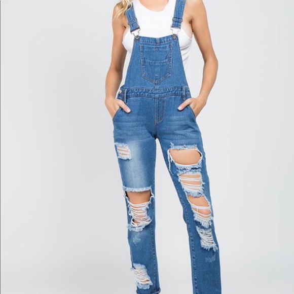 🔥LAST ONE 🔥DISTRESSED DENIM OVERALL - Picture 2 of 5